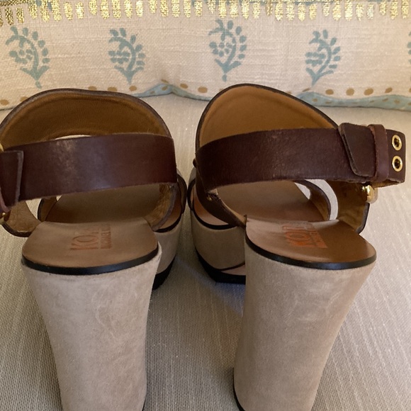 New Gorgeous Michael Kors Heels - Picture 3 of 16